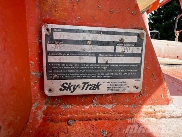 SkyTrak 8042 Carretillas telescópicas