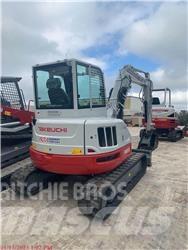 Takeuchi TB257FR Excavadoras sobre orugas