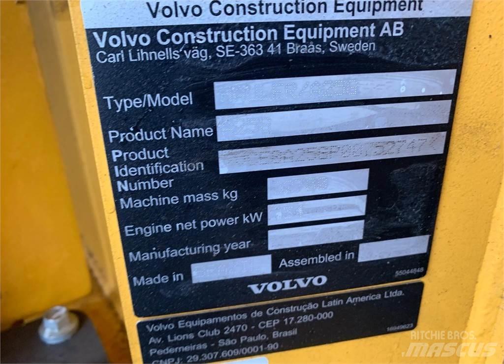 Volvo A25G Camiones articulados