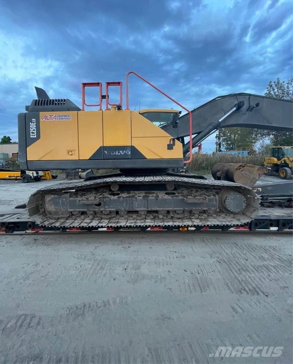 Volvo EC250E LR Excavadoras sobre orugas