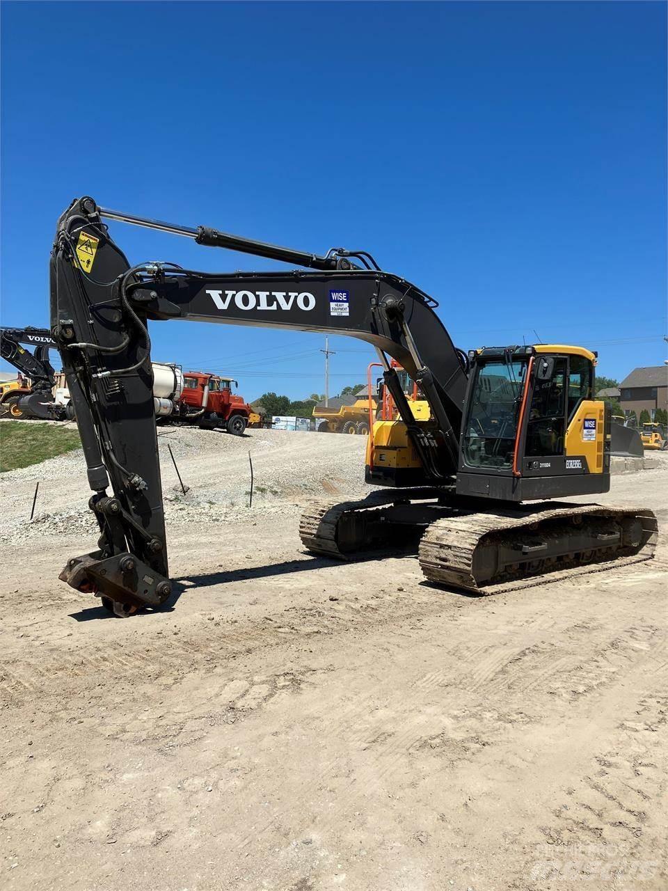 Volvo ECR235EL Excavadoras sobre orugas