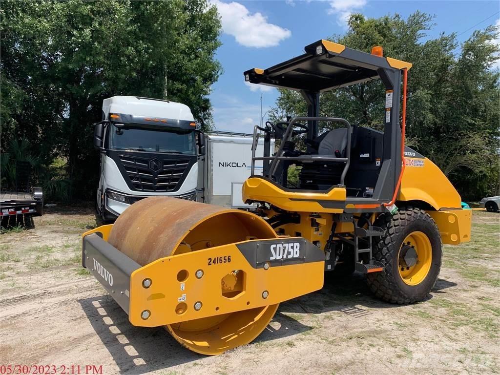 Volvo SD75B Rodillos de doble tambor