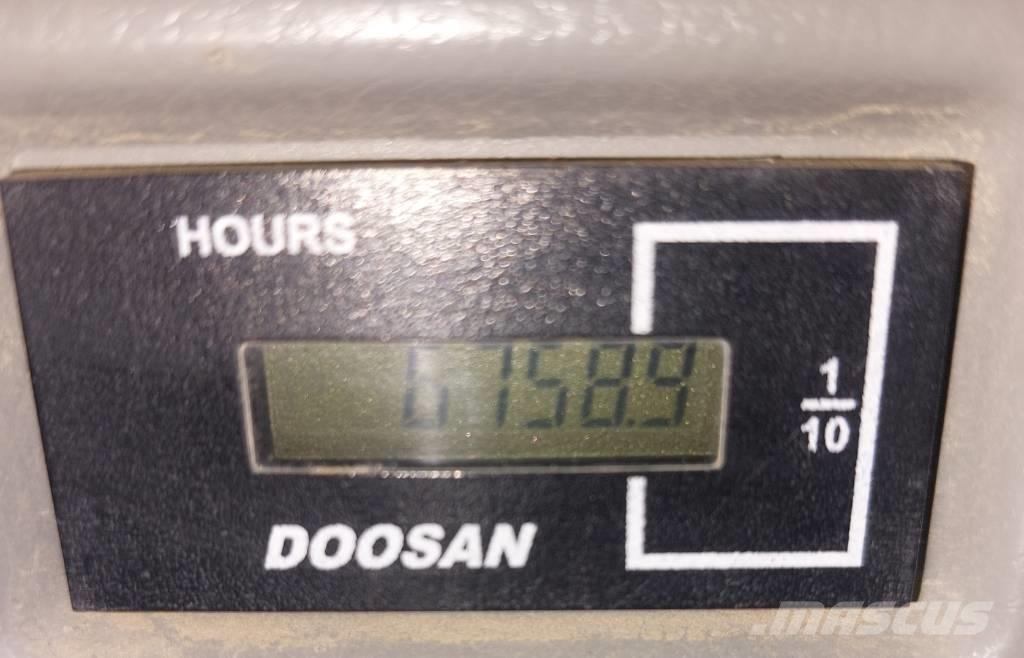 Doosan DX140 LCR-5 Excavadoras sobre orugas