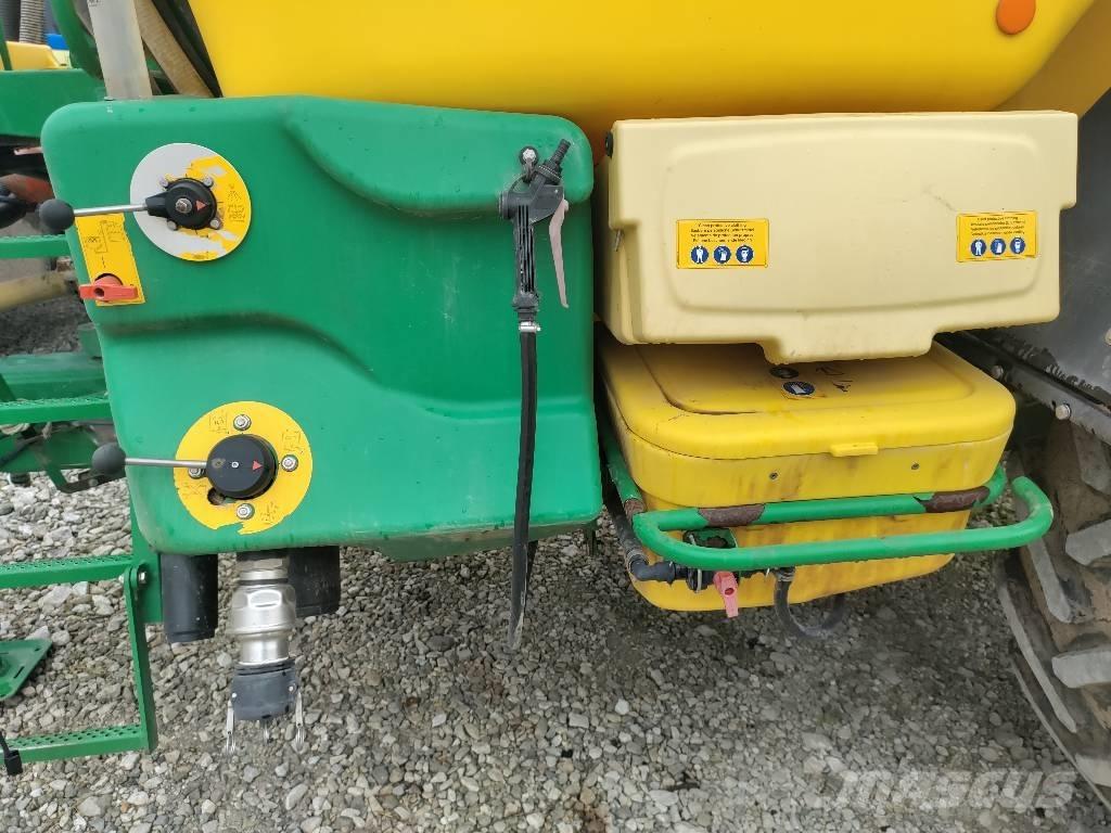 John Deere 740 i Pulverizadores arrastrados