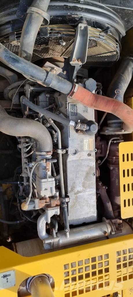 New Holland E 385 Excavadoras sobre orugas