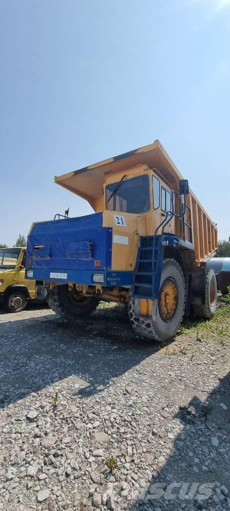 Belaz 75473 Camiones de volteo rigidos