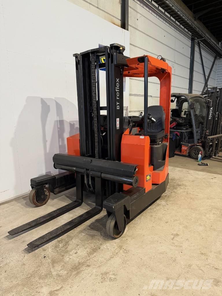 Toyota truck FRE 270 Montacargas de alcance de gran altura