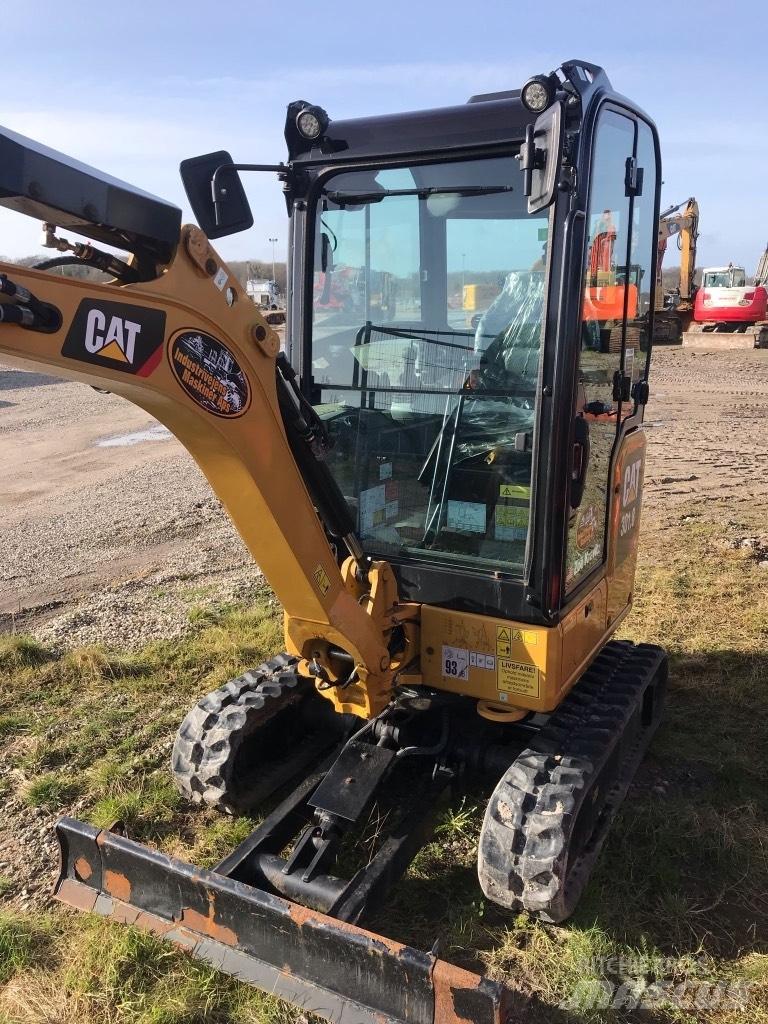 CAT 301.8 Miniexcavadoras