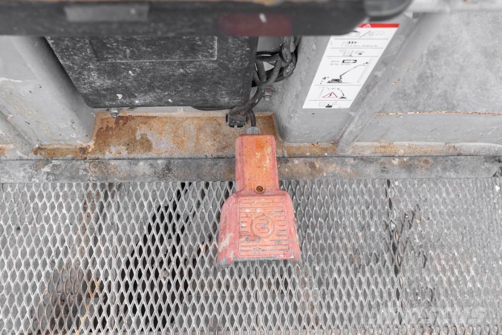 Manitou ManGo 12 Plataformas con brazo de elevación manual