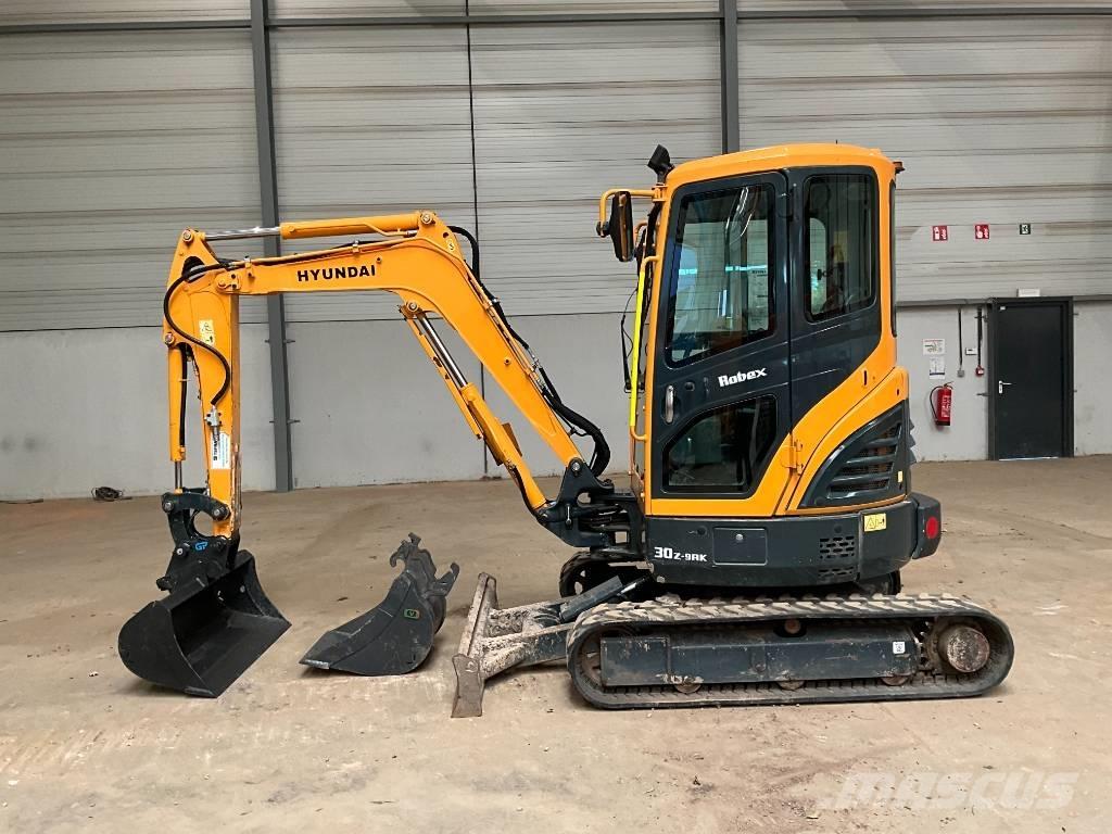 Hyundai 30 Z-9 AK Miniexcavadoras