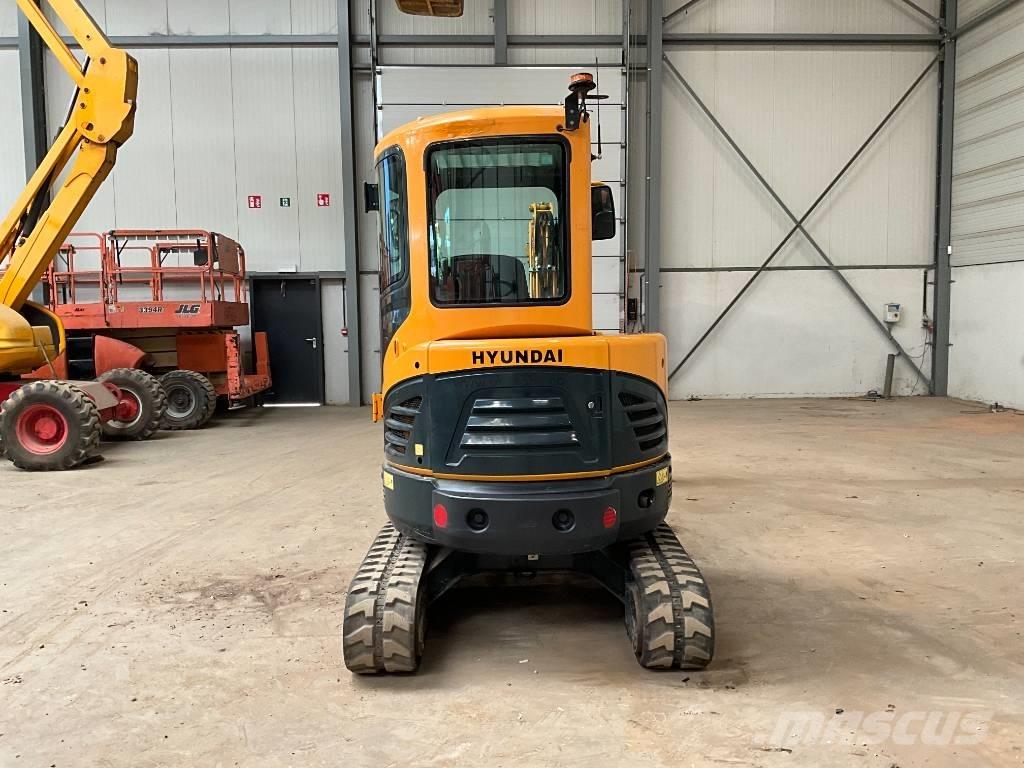 Hyundai 30 Z-9 AK Miniexcavadoras