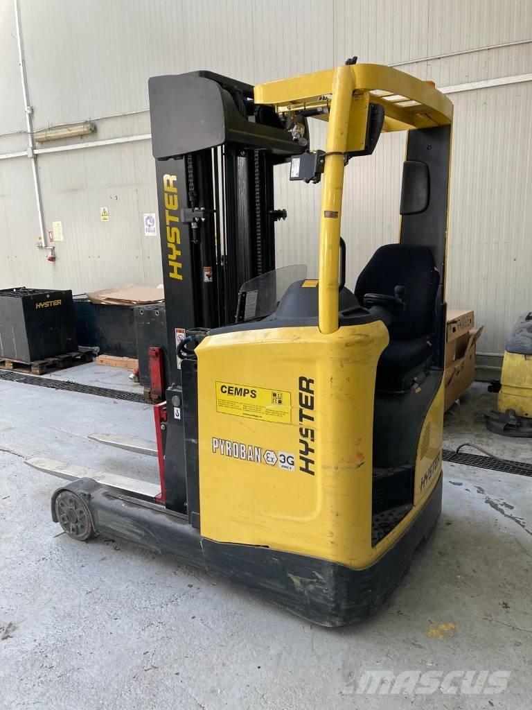 Hyster R 1.6 PYROBAN Montacargas de alcance de gran altura