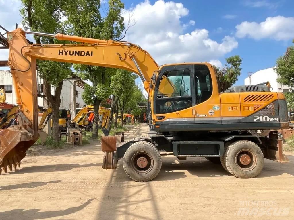 Hyundai R210W-9 Excavadoras de ruedas