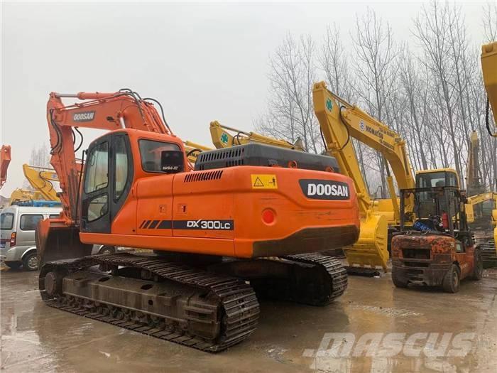 Doosan dx300 Excavadoras sobre orugas