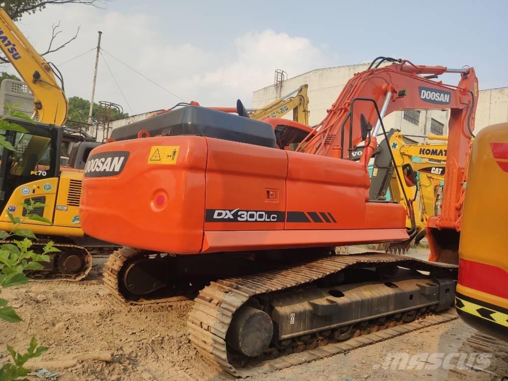 Doosan dx300 Excavadoras sobre orugas