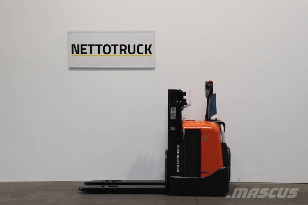 BT SPE 125 Montacargas manual