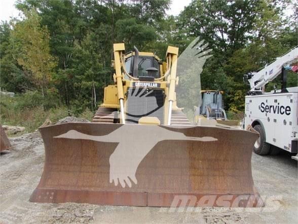 CAT D6T XL Buldozer sobre oruga