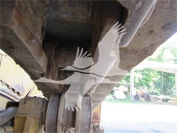 CAT D6T XL Buldozer sobre oruga