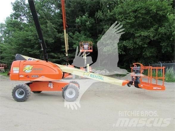 JLG 400S Plataformas con brazo de elevación telescópico