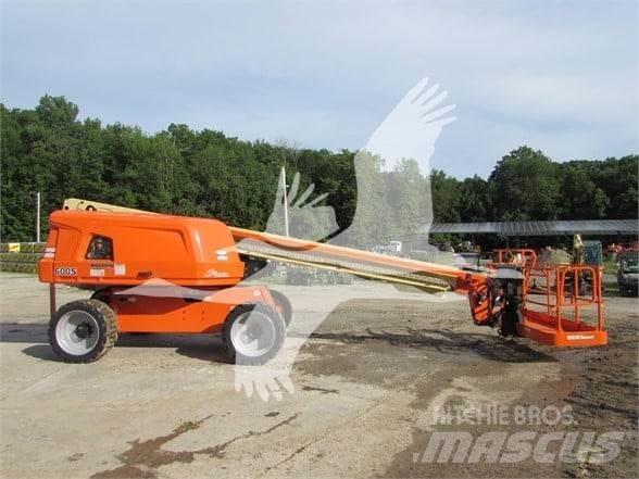 JLG 600S Plataformas con brazo de elevación telescópico