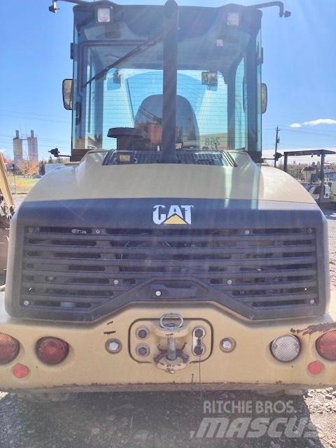 CAT 908 M Cargadoras sobre ruedas