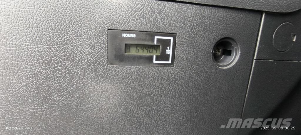 Hyundai HW 140 Excavadoras de ruedas