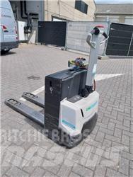 UniCarriers MDW160 Montacargas de baja elevación