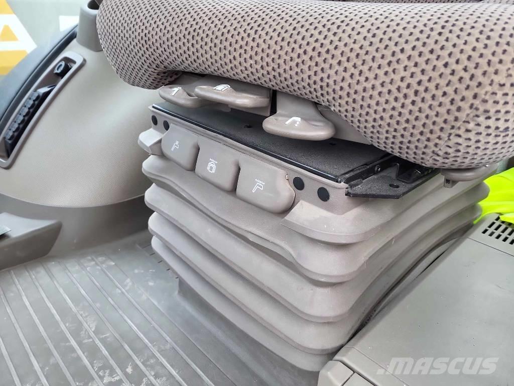 John Deere 8320 R Tractores