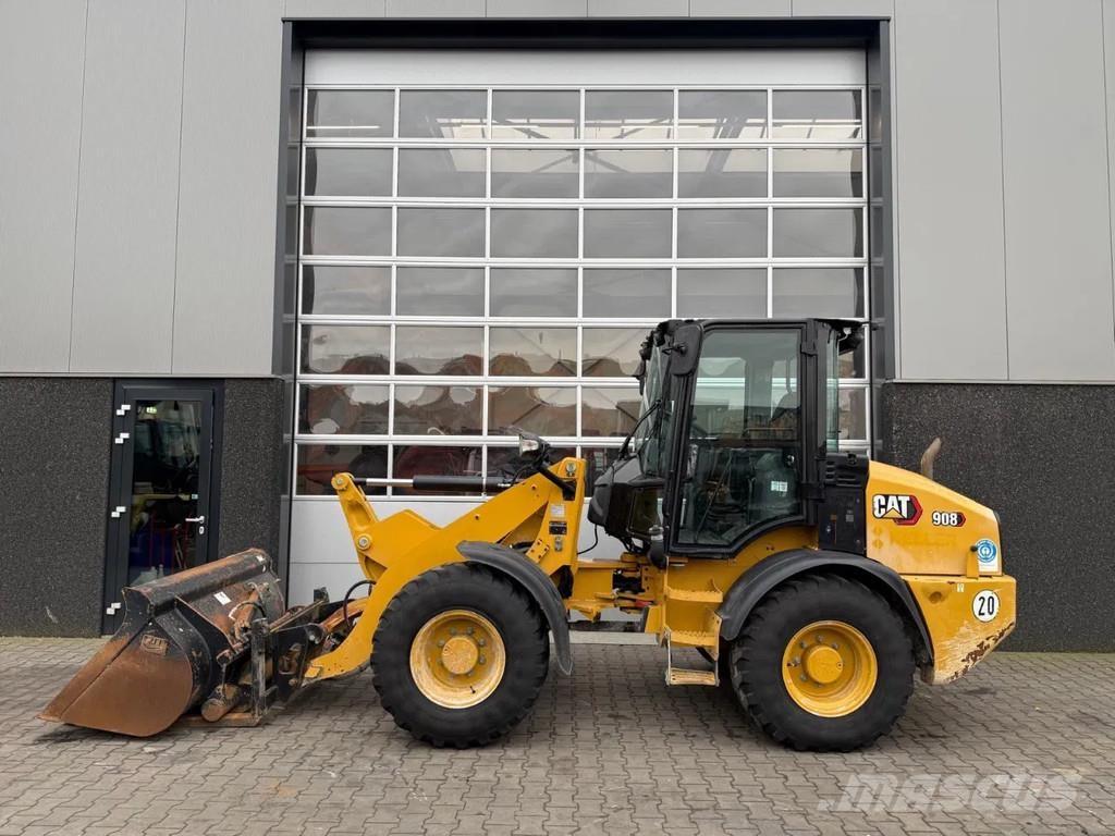 CAT 908 Cargadoras sobre ruedas