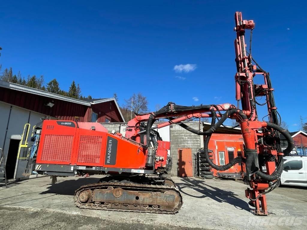 Sandvik DX800 Perforadora de superficie