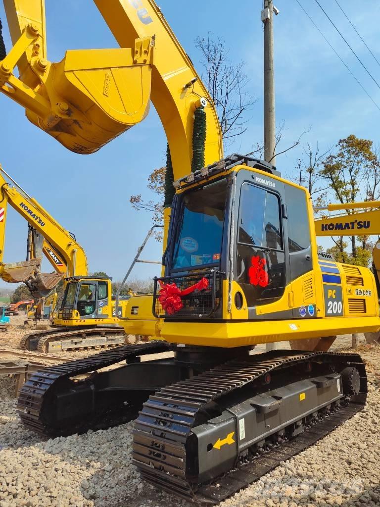 Komatsu PC 200 Excavadoras sobre orugas