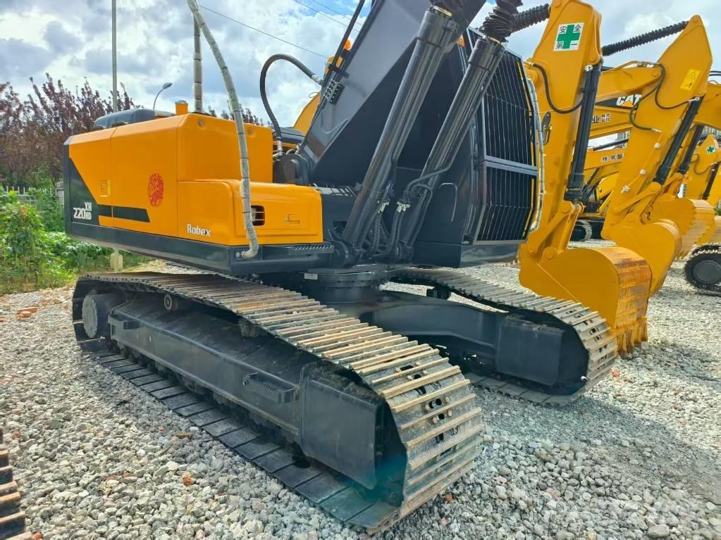 Hyundai HX220HD Excavadoras sobre orugas