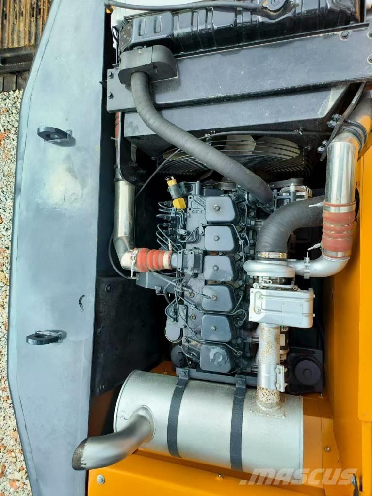 Hyundai HX220HD Excavadoras sobre orugas