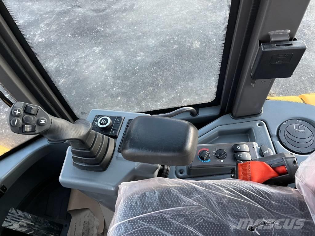 Volvo L30 HS Cargadoras sobre ruedas