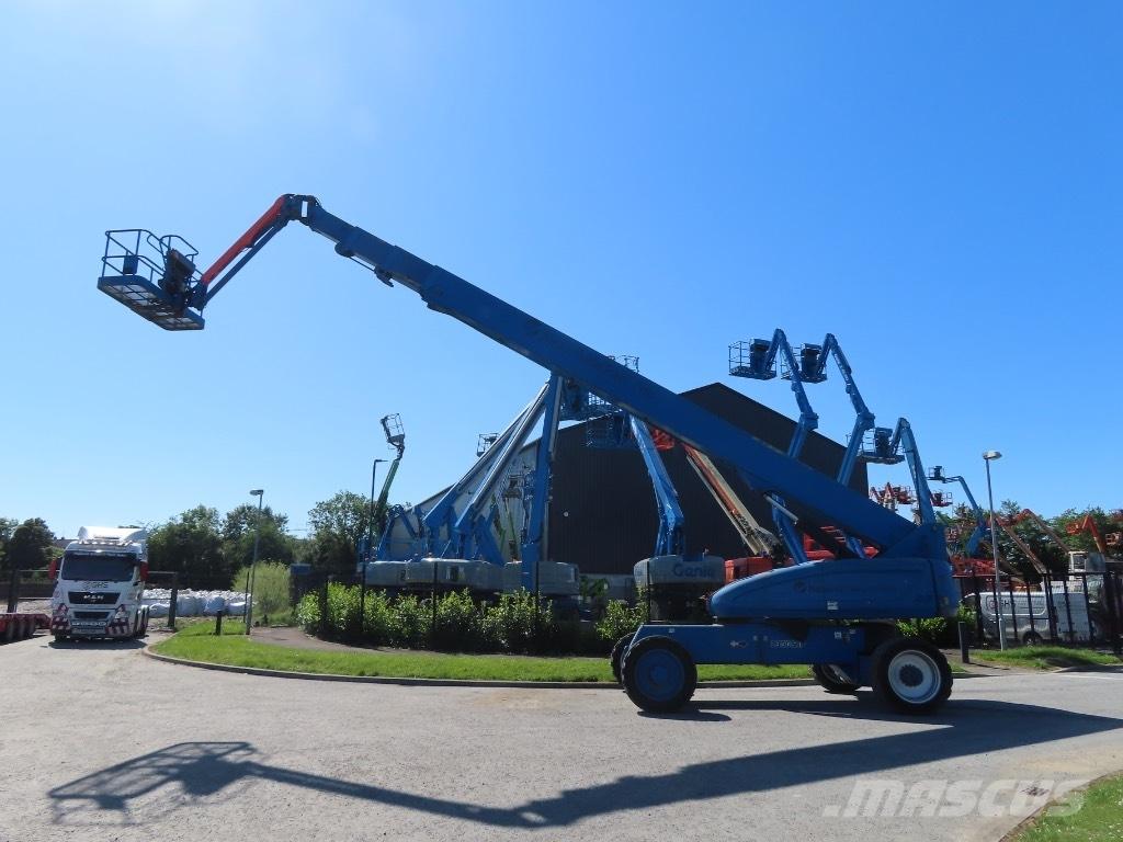 JLG 1350 SJP Plataformas con brazo de elevación telescópico