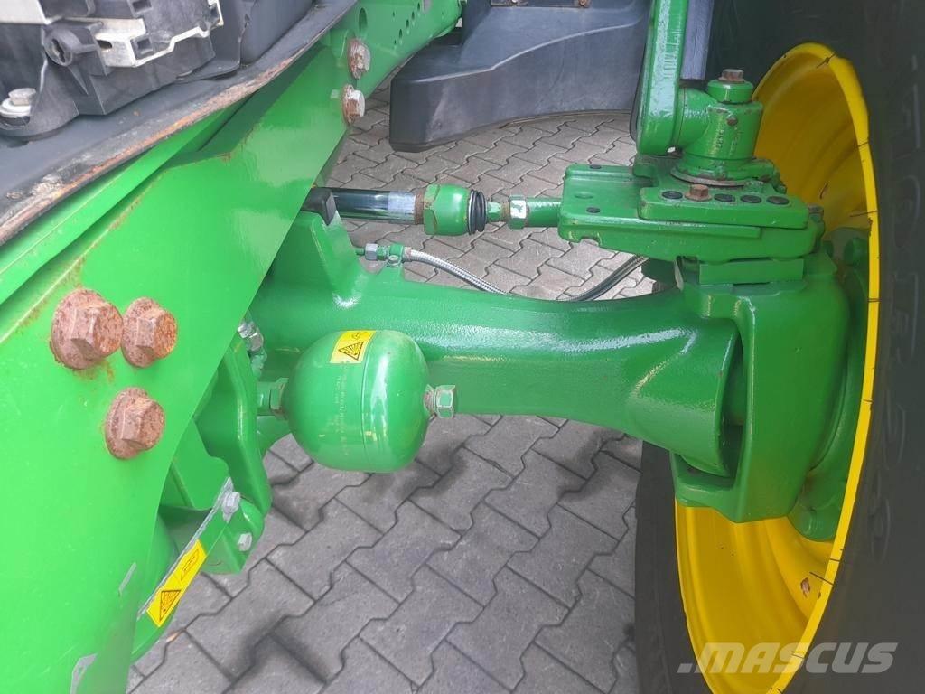John Deere 6215R Tractores