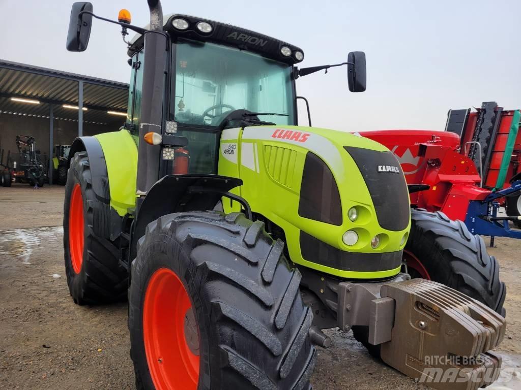 CLAAS 640 Tractores