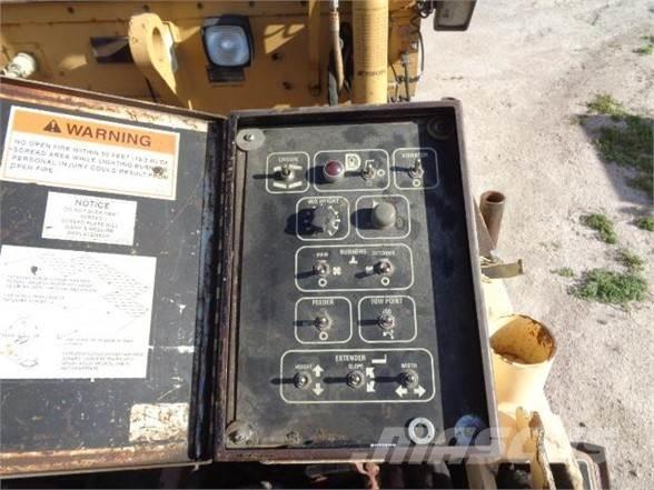 CAT AP-1000B Asfaltadoras