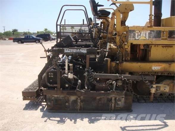 CAT AP-1050B Asfaltadoras