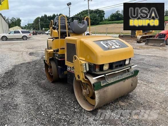 CAT CB-224E Rodillos de un solo tambor