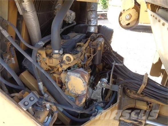 CAT CB-534D Rodillos de un solo tambor