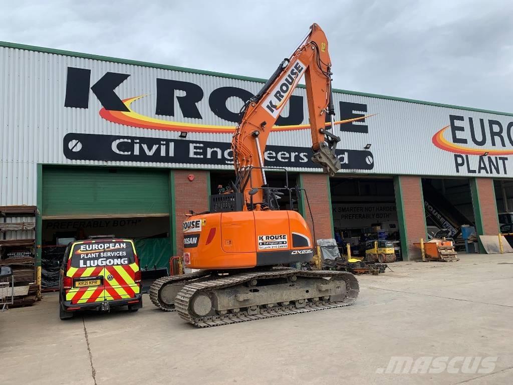 Doosan DX 235 LCR-5 Excavadoras sobre orugas