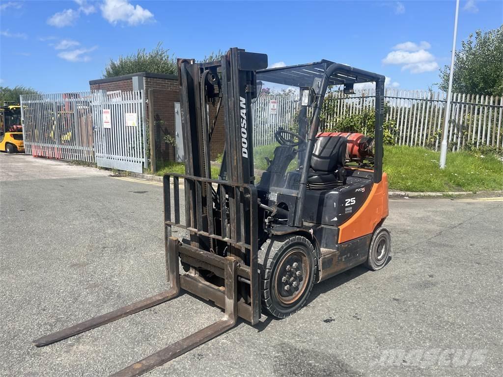Doosan G25P-5 Camiones LPG
