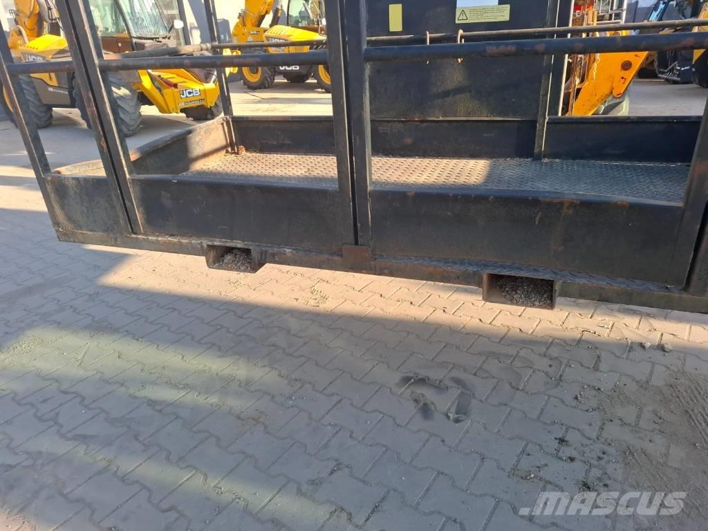 JCB kosz narzędziowy Otros componentes