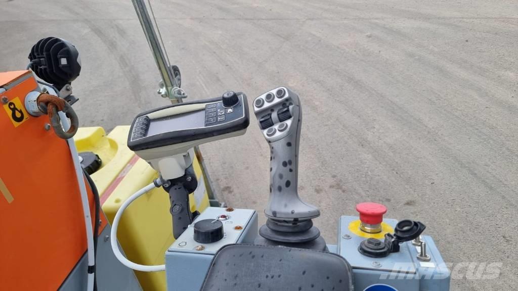  UNICUT 600 FLOOR SAW Sierra para piedra