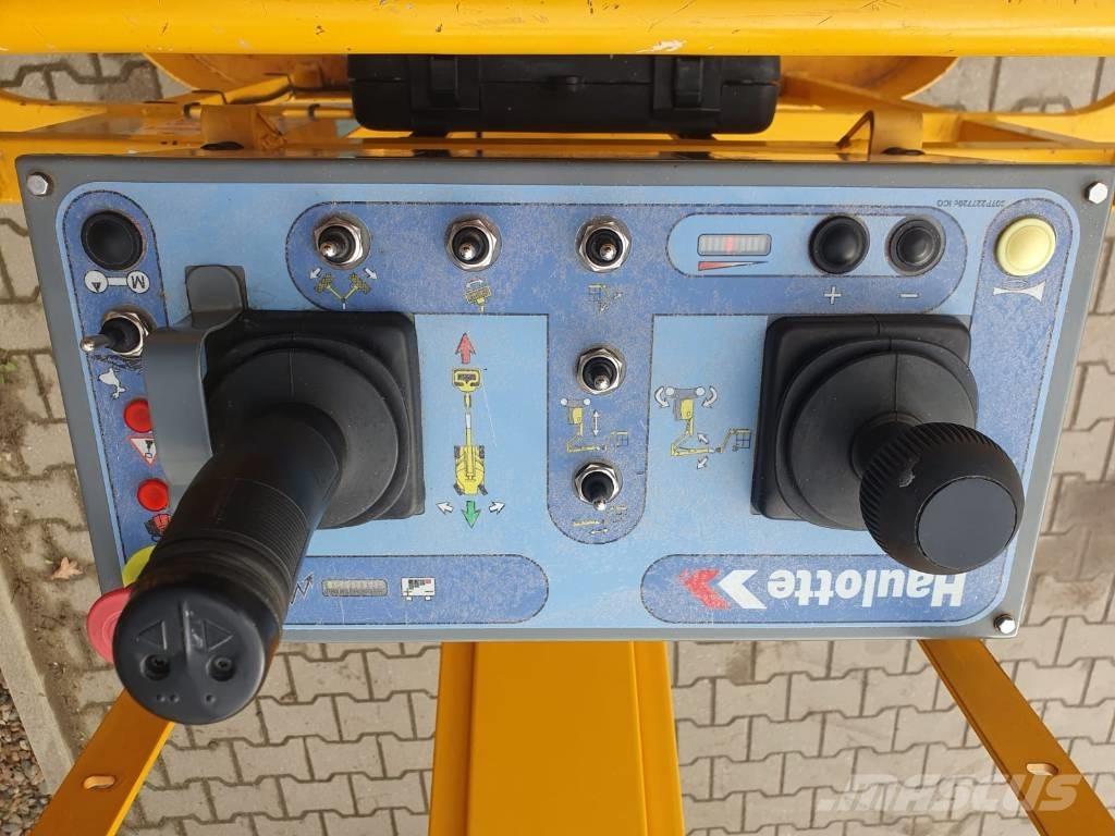 Haulotte HA 12 CJ Plataformas con brazo de elevación manual