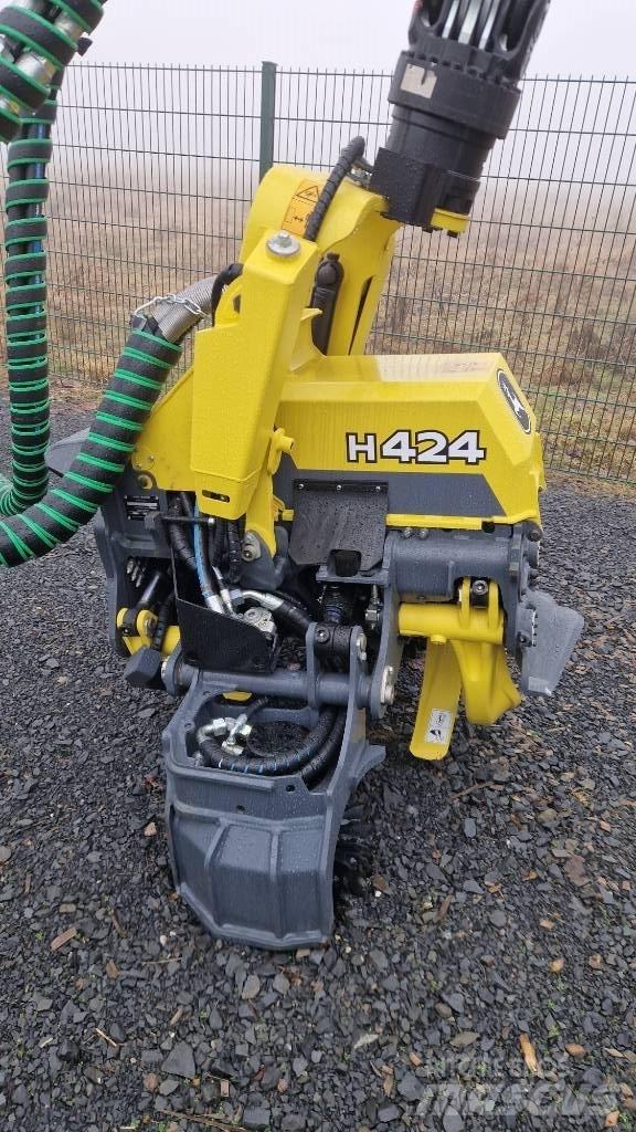 John Deere H424 Desramadoras