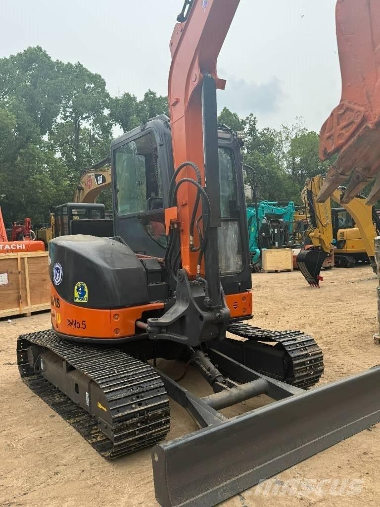 Hitachi ZX 50 U Excavadoras sobre orugas