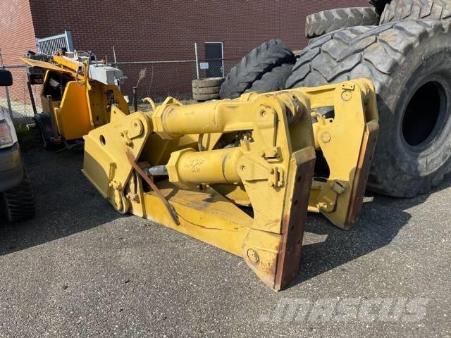 CAT D 8 R Ripper Otros componentes