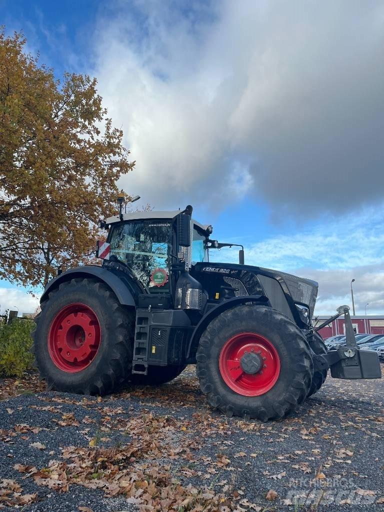 Fendt 828 Vario Tractores